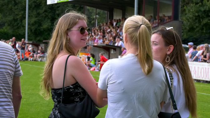 Dames langs de kant Zundert