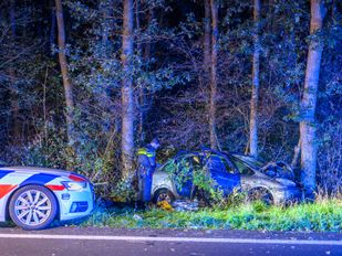 Achtervolging eindigt in crash op A58 bij Sint Willebrord, twee zwaargewonden