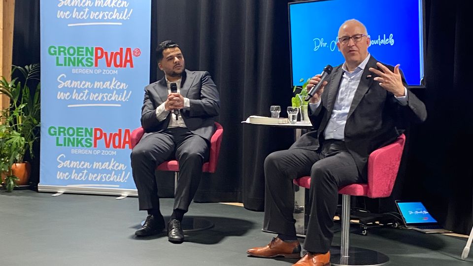 Ahmed Aboutaleb in Gageldonk: ‘Een veilige wijk maak je nooit zonder bewoners’