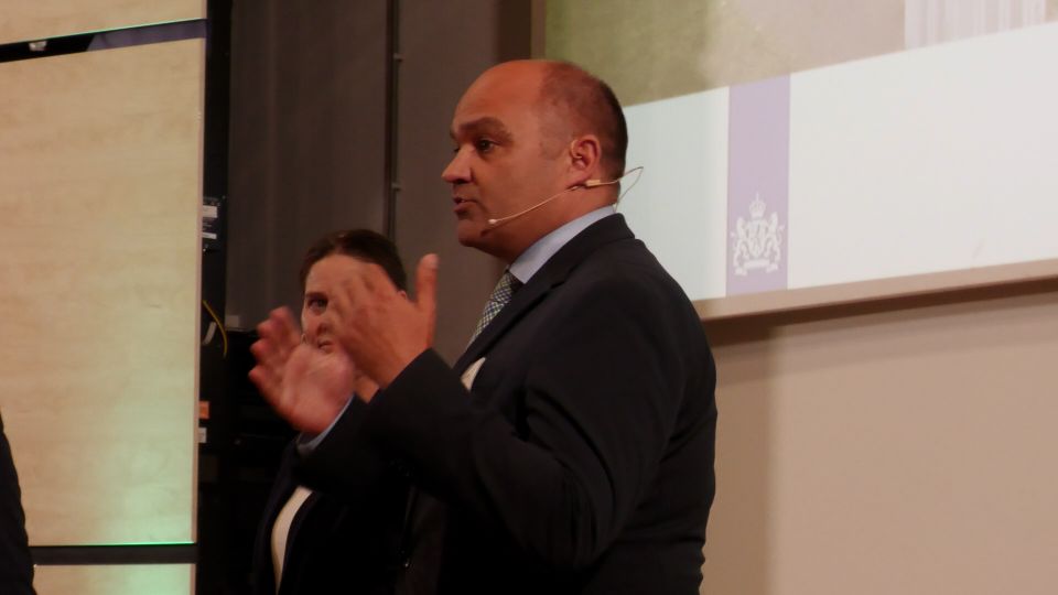 Dubbel gevoel bij wethouder over derde scenario Powerport: &#8216;Makkelijker als het jaar geleden op tafel had gelegen&#8217;