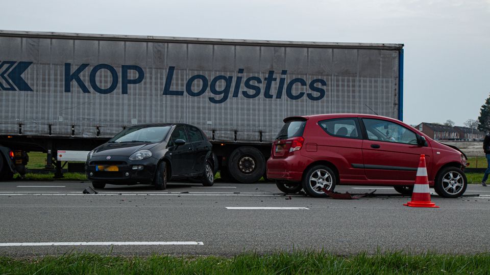 nieuws 112 tholen botsing ongeluk