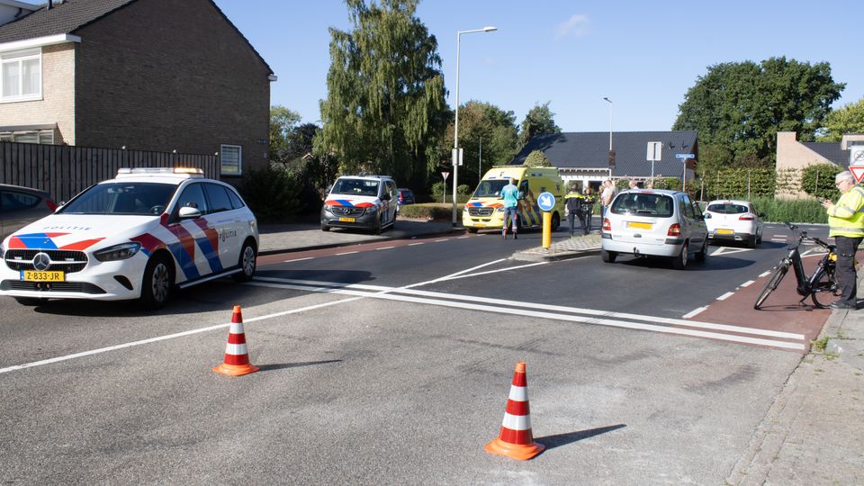 112 ongeluk botsing aanrijding bergen op zoom ambulance politie nieuws brabant