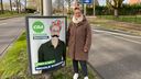 CDA-posters beklad met Hitlersnorretjes: lijsttrekker geeft ludiek tegengeluid