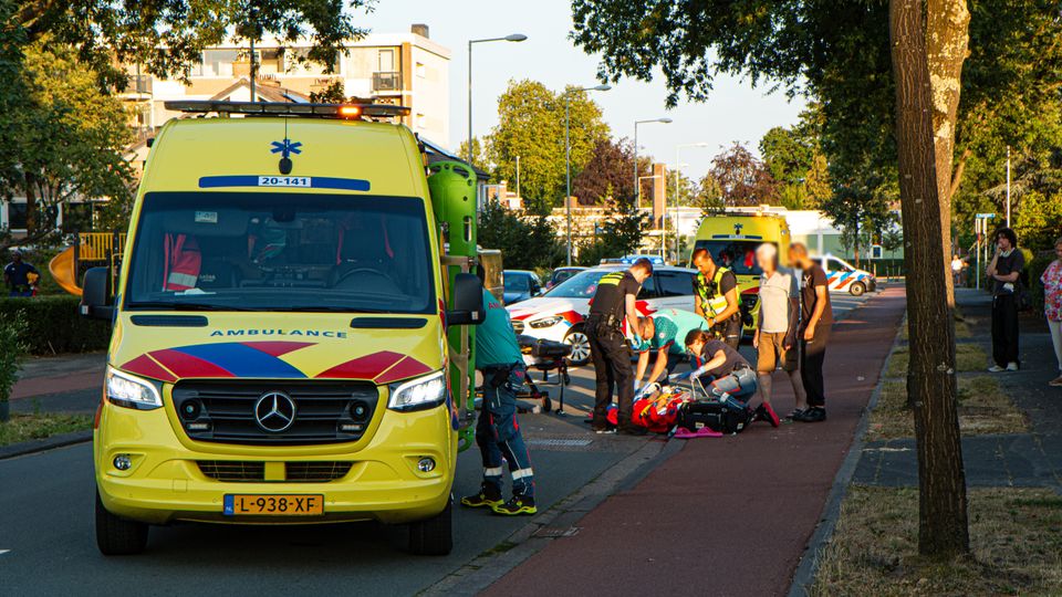 Fietser zwaargewond na aanrijding op Mozartlaan in Bergen op Zoom