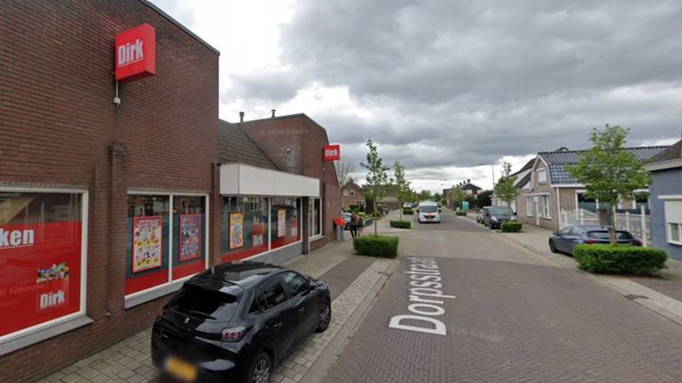 Verwarde man liep naakt met vuurwapen door Sint Willebrord: jaar cel geëist