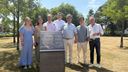 Roosendalers Fons Rademakers en Jacques Hurks geëerd met plantsoen