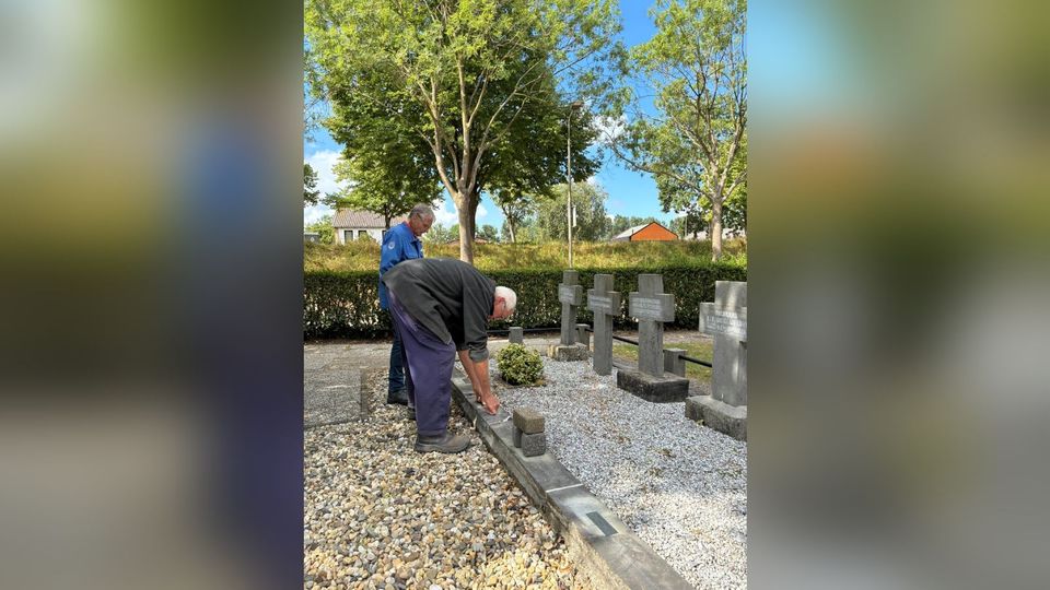 Naamplaatjes moeten zorgen voor betere zichtbaarheid slachtoffers Watersnoodramp