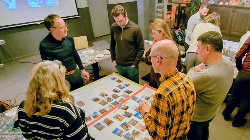 Klankbordgroep reageert op eerste plannen herinrichting centrum Fijnaart, inwoners later betrokken