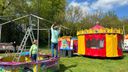 Het scheelde weinig, maar vanaf woensdag is het toch écht kermis in Halsteren