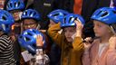 Wouwse kinderen veilig op de fiets met nieuwe fietshelmen