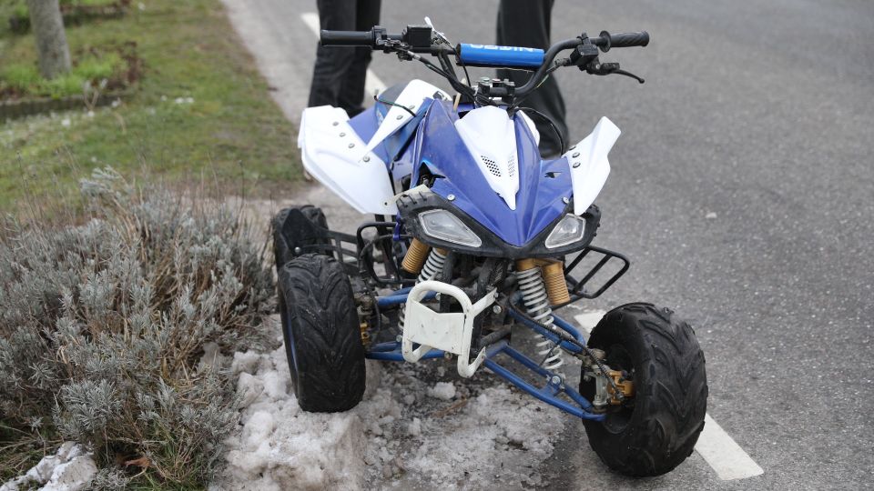 112 nieuws Dinteloord Brabant quad Dinteloord traumahelikopter ambulance politie