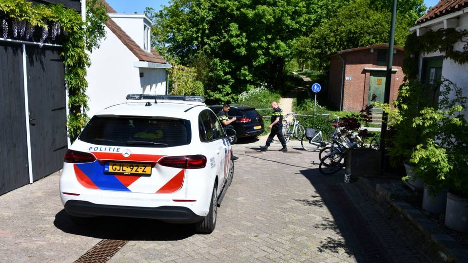 Jongetje op fiets gewond na botsing met auto