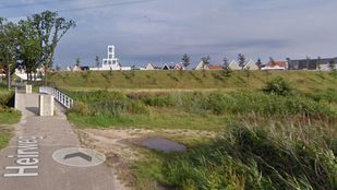 de Heirweg met zicht op Designer Outlet Roosendaal