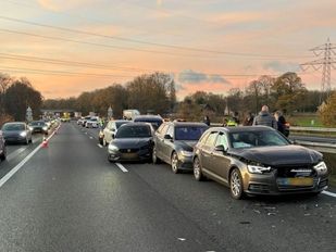 112 ongeluk botsing bergen op zoom snelweg a4