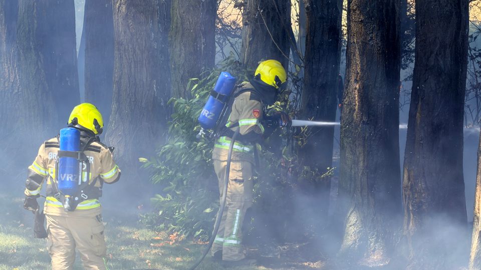 Voor derde dag op rij brand in Sint Philipsland, ditmaal in tuin en natuur