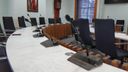 Dit is de vernieuwde raadszaal in Roosendaal
