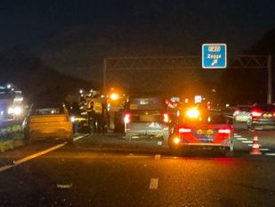 file 112 zegge a58 snelweg ongeluk botsing ambulance politie