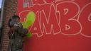 Kinderen toveren Populierenbuurt met graffiti om tot ‘gezellige bouwplaats’