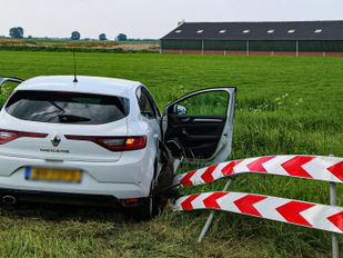 Fikse schade bij aanrijding op oprit Thoolse brug