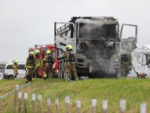 112 nieuws brabd brandweer file a59 standdaarbuiten vrachtwagen brabant