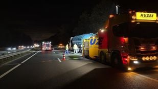 A4 snelweg vrachtwagen ongeval