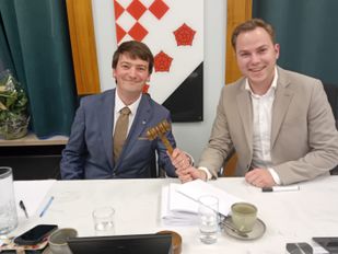 Raad van Roosendaal kiest voor Verbeek en Nefs als plaatsvervangende voorzitters