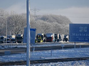 file a58 sneeuw rilland hoogerheide snelweg