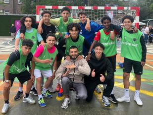 Jongensdroom komt uit voor voetbalteam uit Bergen op Zoom: kampioenen van FC Straat toernooi