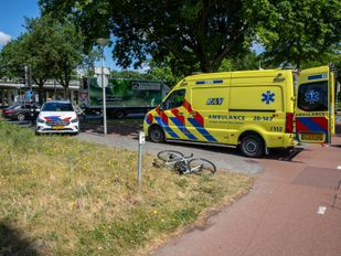 Ongeluk Roosendaal scooter wielrenner