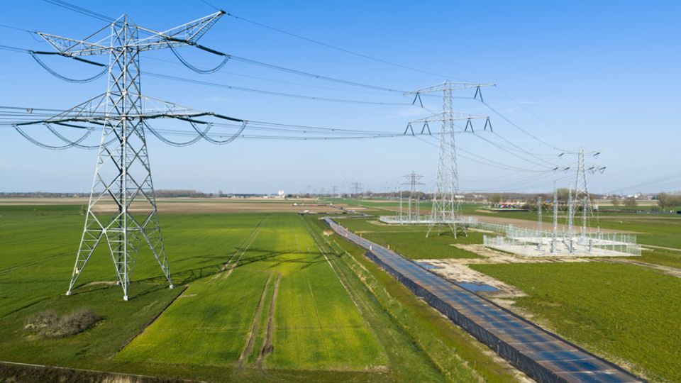 Verkeershinder door werkzaamheden aan hoogspannings&shy;verbinding bij Oud Gastel