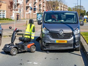 ongeluk bestelbus scootmobiel Rooseveltlaan Bergen op Zoom