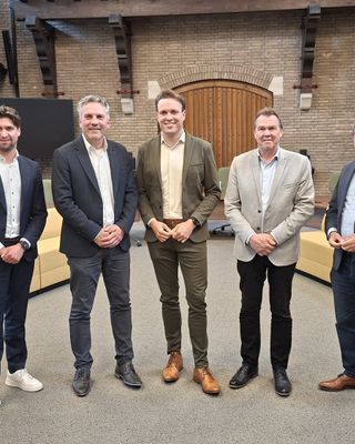 Woensdrecht gaat de portemonnee trekken: &#8216;Het geld teruggeven aan de inwoners&#8217;