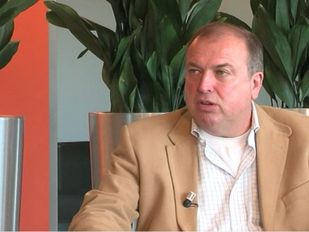 Voormalig burgemeester Bergen op Zoom Peter van der Velden informateur in Roosendaal