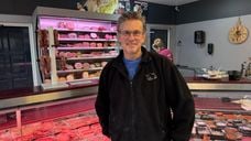 Slager Maurice Heeren uit Sint Willebrord stopt noodgedwongen met zijn zaak.