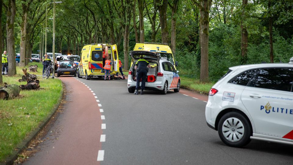 nieuws 112 roosendaal ongeluk politie ambulance traumahelikopter auto