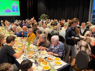 Iftar in de Nobelaer in Etten-Leur.