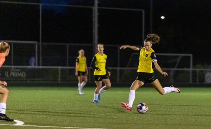 Fleur Mol NAC Breda Vrouwen