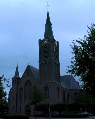Volle zaal in Rijsbergen voor toekomstplan Sint Bavokerk: &#8216;Nog veel puzzelstukjes te leggen&#8217;