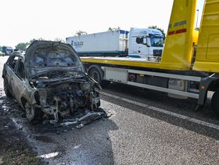 auto brand 112 politie brandweer rucphen rijksweg