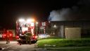 Loods met compost in Moerdijk verwoest door brand