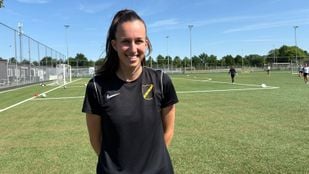 Fleur Mol (22) stopt na zeven jaar met voetballen.