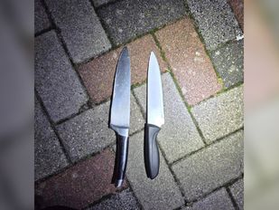 Man met meerdere messen staande gehouden op Rembrandtgalerij in Roosendaal