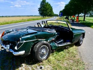 Auto’s botsen Tholen