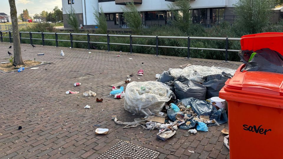 Wie ruimt de troep op na evenementen in Roosendaal?