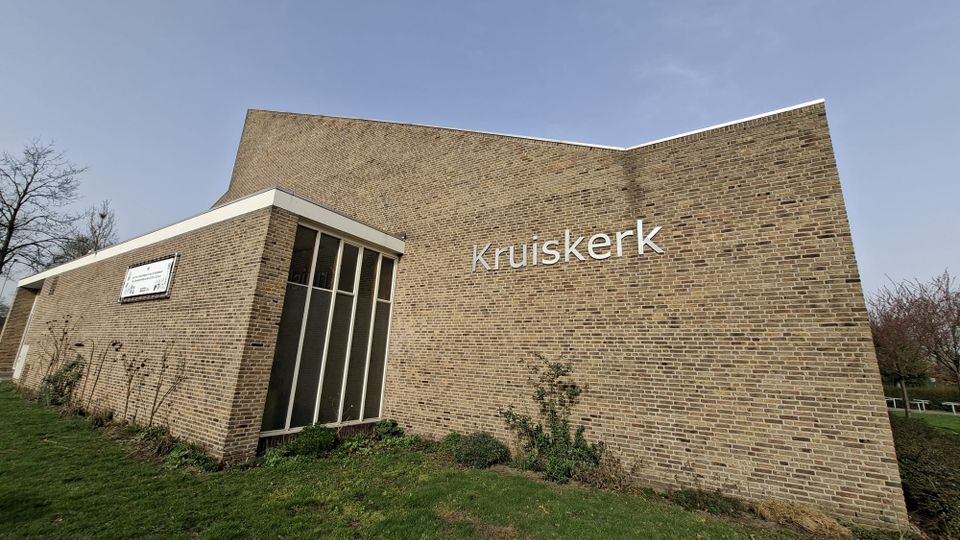 Sloopkogel komt dichterbij voor de Kruiskerk en buurthuis in de Westrand