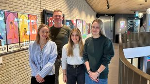 Leerlingen KSE Etten-Leur met leraar Richard Rokx.